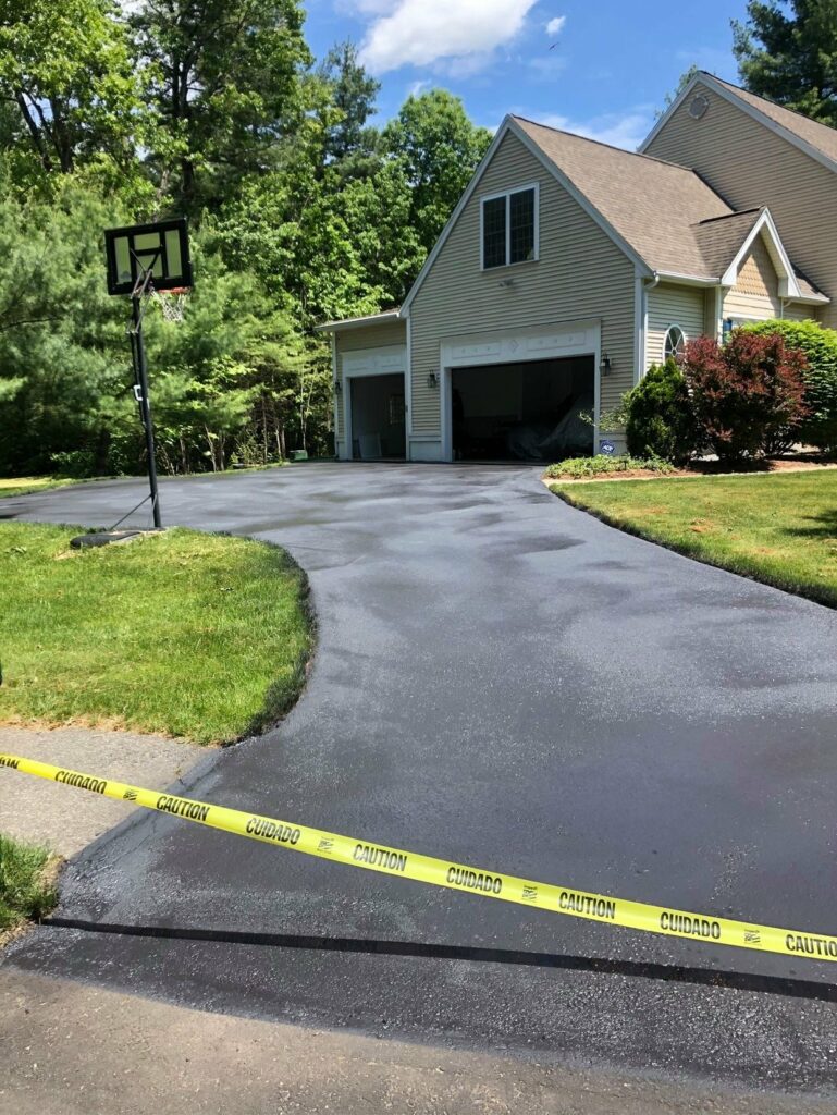 Driveway Sealcoating in Lynnfield MA