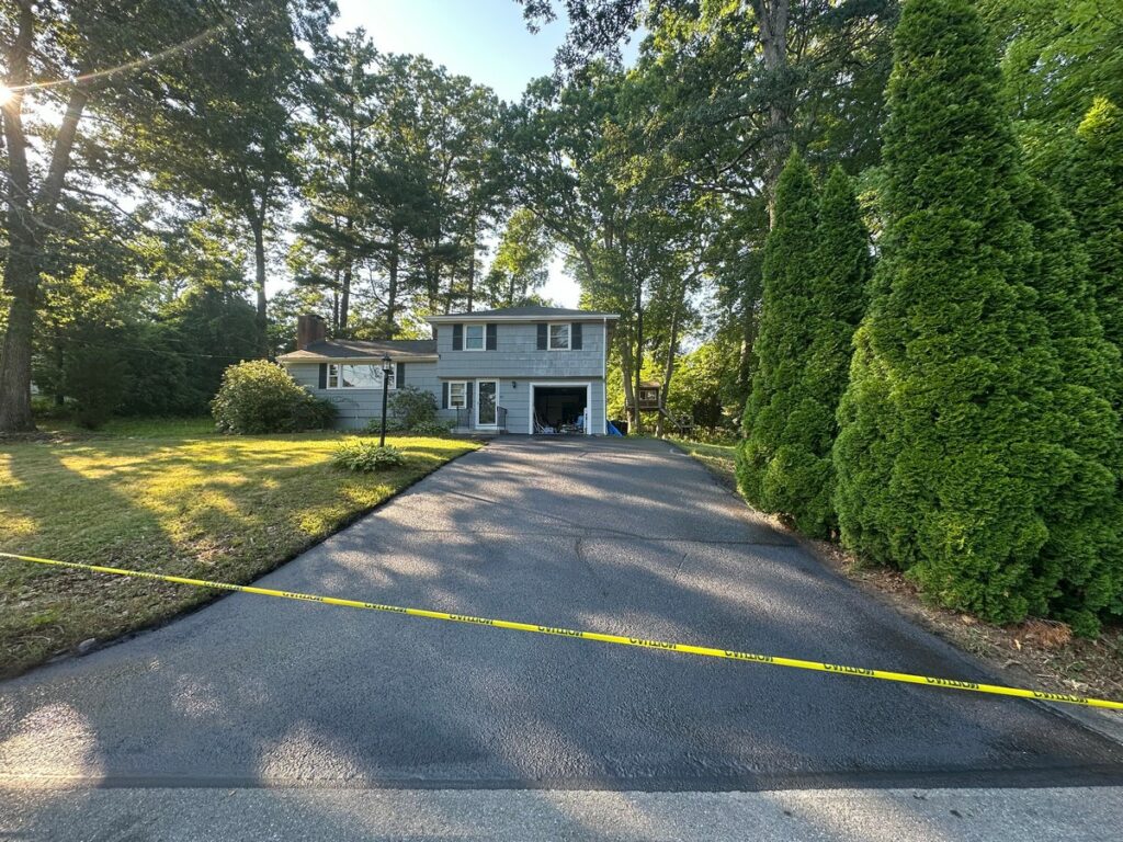 Driveway Sealcoating Contractors in Acton, MA